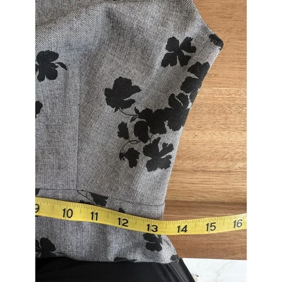 Ann Taylor Grey Black Floral Sheath Dress Size 4 - Picture 8 of 9